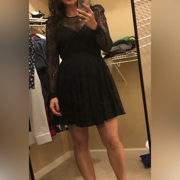 Maje Black puff sleeve lace dress with camisole lining with adjustable straps. - Picture 5 of 8